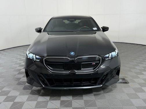Black Sapphire Metallic 2024 BMW i5 M60