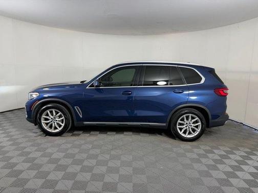 Phytonic Blue Metallic 2020 BMW X5 sDrive40i