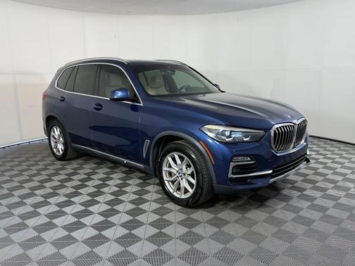 Phytonic Blue Metallic 2020 BMW X5 sDrive40i