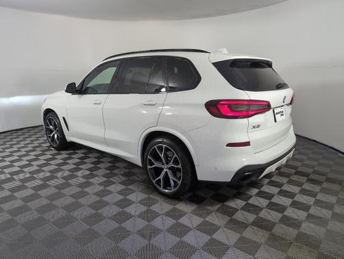 2022 BMW X5 sDrive40i