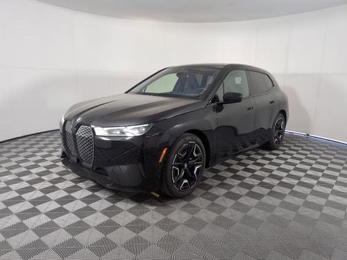2025 BMW iX xDrive50