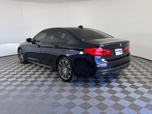 2019 BMW 540 i
