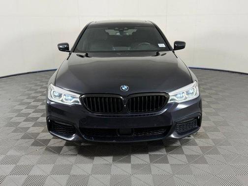 2019 BMW 540 i