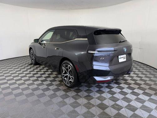 Dark Graphite Metallic 2024 BMW iX xDrive50