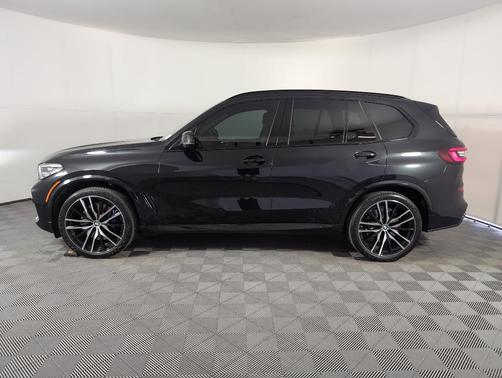 2023 BMW X5 M50i
