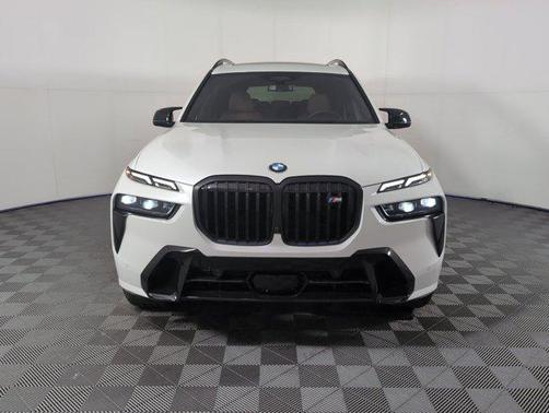 2026 BMW X7 M60i