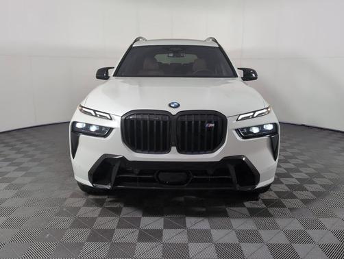 2026 BMW X7 M60i
