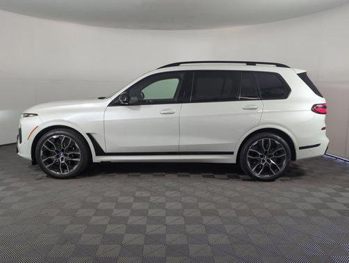 2026 BMW X7 M60i