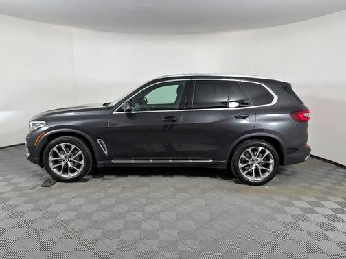 2023 BMW X5 sDrive40i