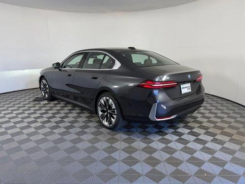 2026 BMW i5 eDrive40