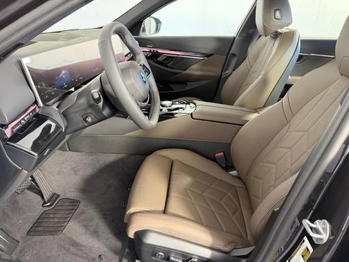 2026 BMW i5 eDrive40