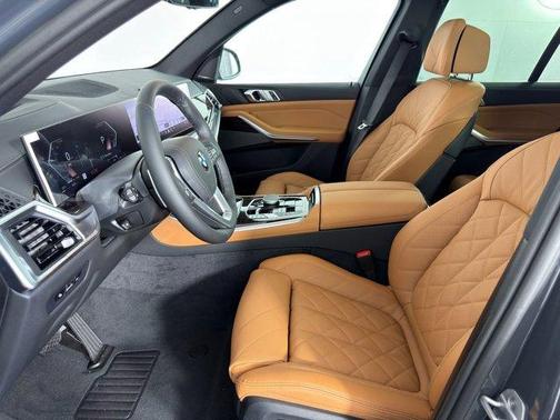 Gray Metallic 2026 BMW X5 sDrive40i