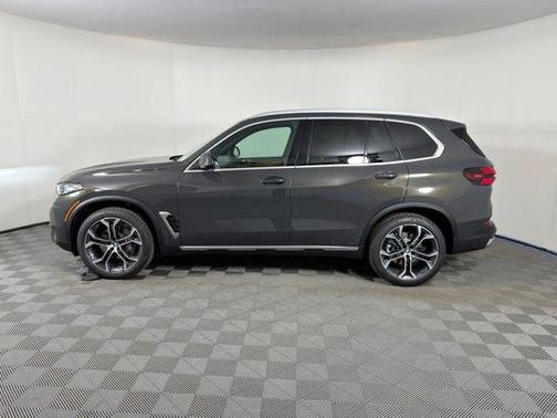 Gray Metallic 2026 BMW X5 sDrive40i