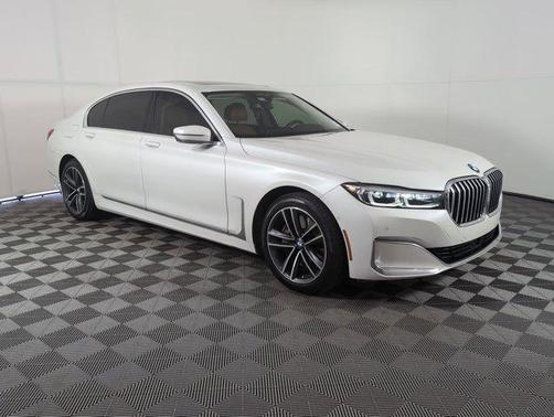 2021 BMW 750 i xDrive