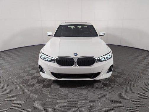 2025 BMW 330 i
