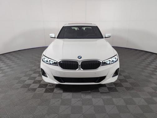 2025 BMW 330 i