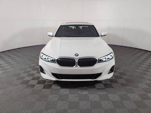 2025 BMW 330 i