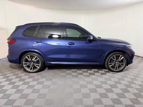 2023 BMW X5 M50i