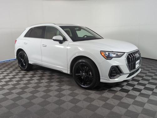 2020 Audi Q3 45 S line Premium