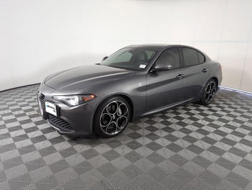 2022 Alfa Romeo Giulia Ti