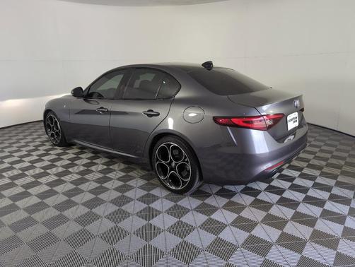 2022 Alfa Romeo Giulia Ti