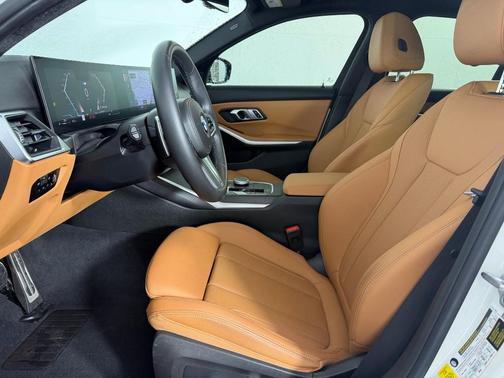 Alpine White 2023 BMW 330 i