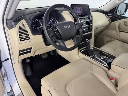 Moonstone White 2022 INFINITI QX80 Luxe