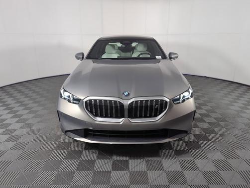 2026 BMW i5 xDrive40
