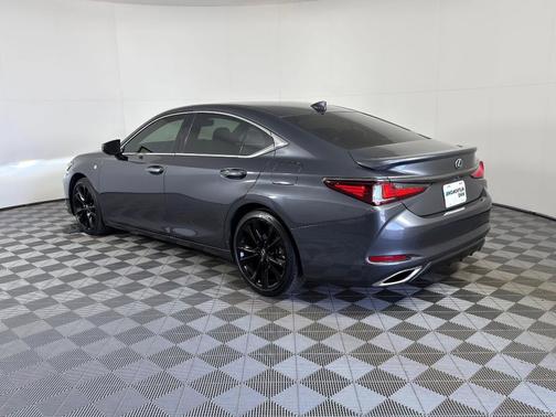2023 Lexus ES 350 F SPORT Handling