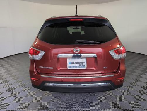 2016 Nissan Pathfinder SL