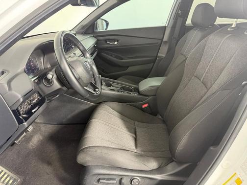 Platinum White Pearl 2024 Honda Accord Hybrid Sport