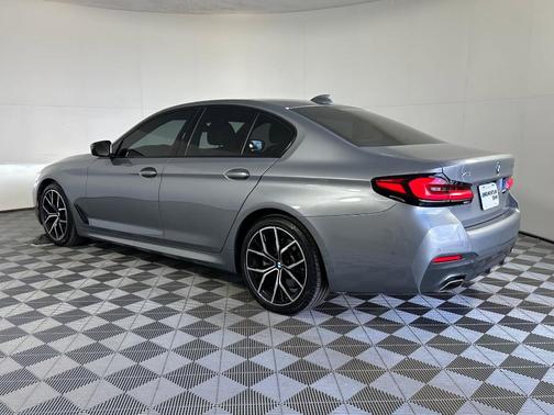 2023 BMW 530 i xDrive