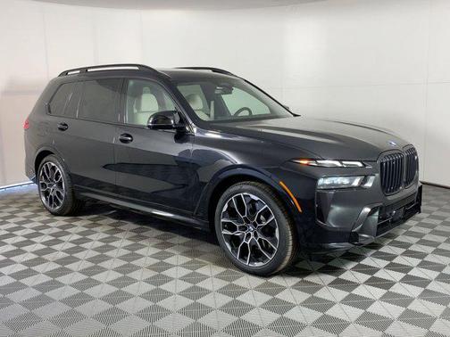 2026 BMW X7 M60i