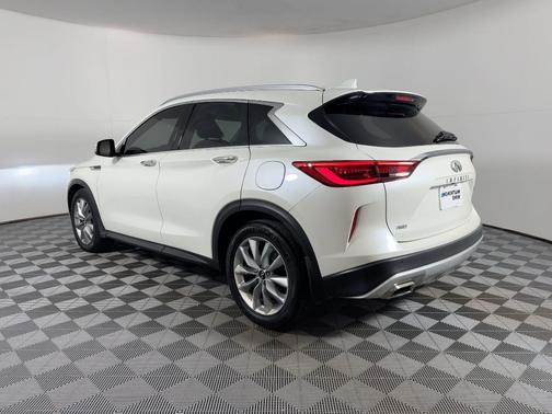 2021 INFINITI QX50 Luxe