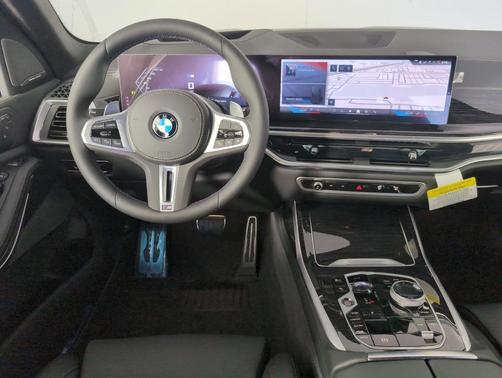 2026 BMW X7 M60i