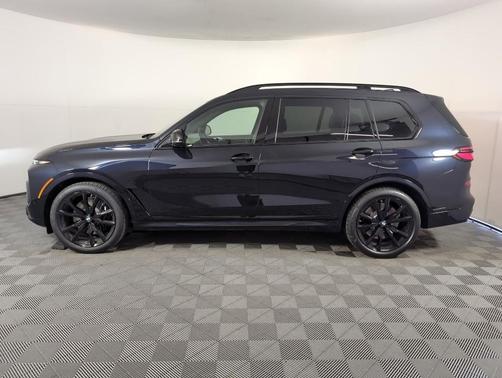 2026 BMW X7 M60i