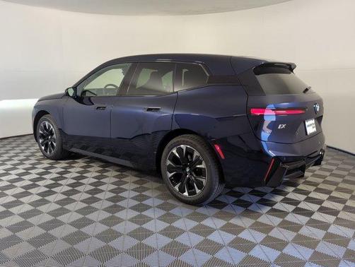 2026 BMW iX xDrive45