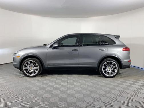 2017 Porsche Cayenne 