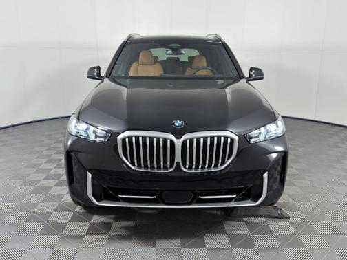 Black Sapphire Metallic 2026 BMW X5 sDrive40i