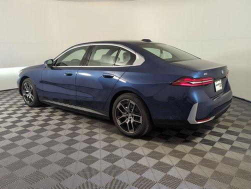 2026 BMW i5 eDrive40