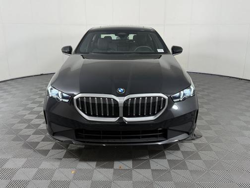 Black 2026 BMW 530 i