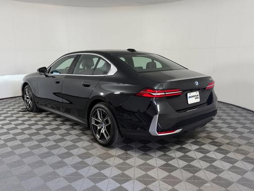Black 2026 BMW 530 i