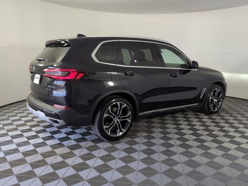 2022 BMW X5 sDrive40i