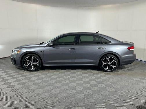 2020 Volkswagen Passat 2.0T R-Line