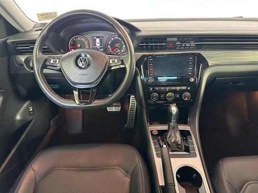 2020 Volkswagen Passat 2.0T R-Line