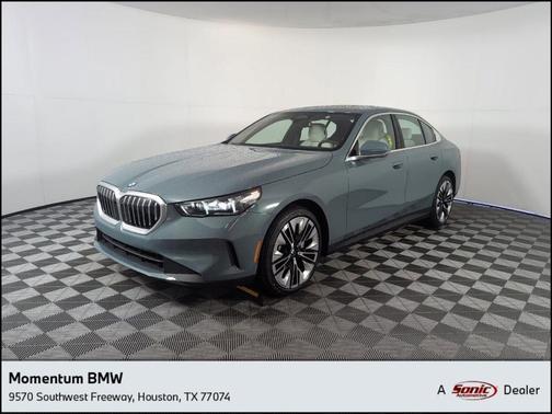 2025 BMW 530 i