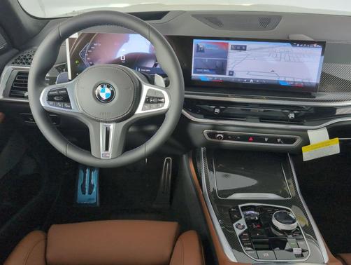2026 BMW X7 M60i