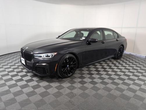 2022 BMW 750 i xDrive