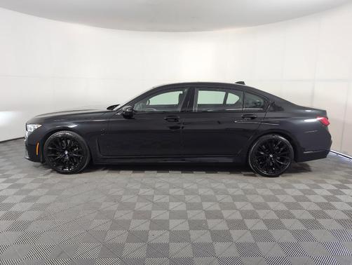 2022 BMW 750 i xDrive