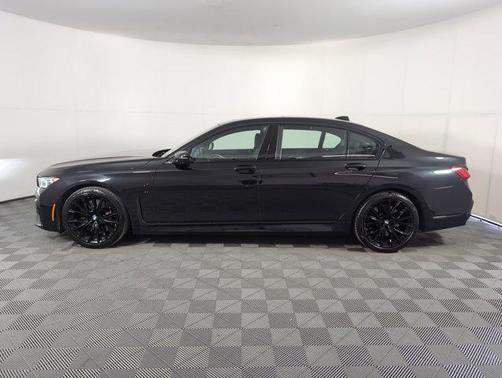2022 BMW 750 i xDrive